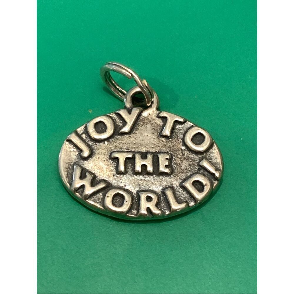 .925 Joy To The World Medallion #Christmas #vintage #song